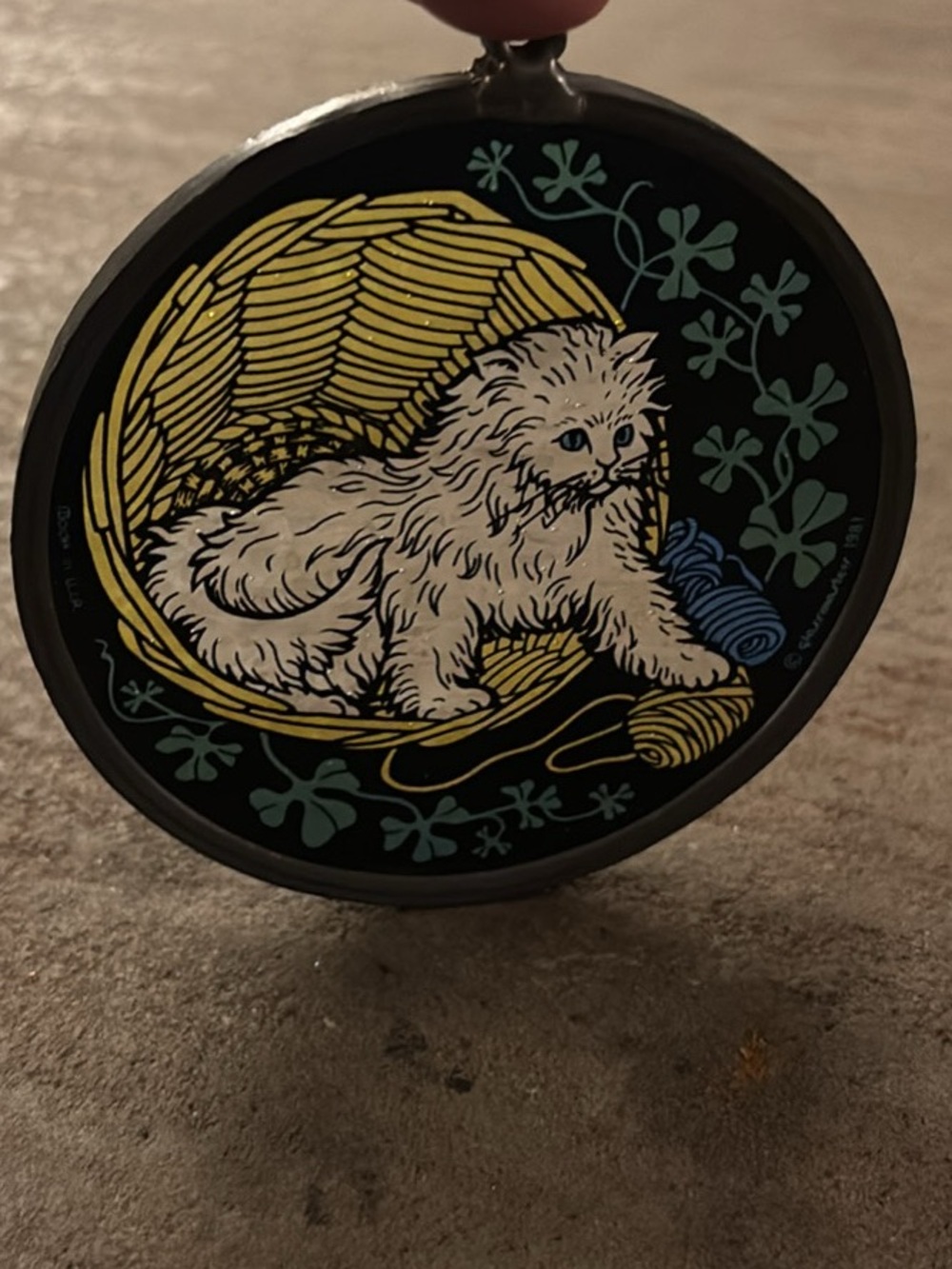 Stained Glass Master 1981 White Fluffy Cat